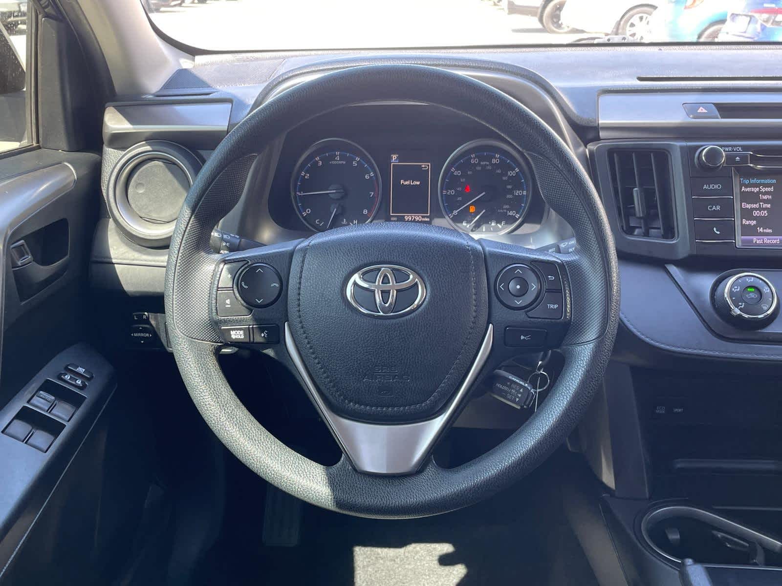 2018 Toyota RAV4 LE 7