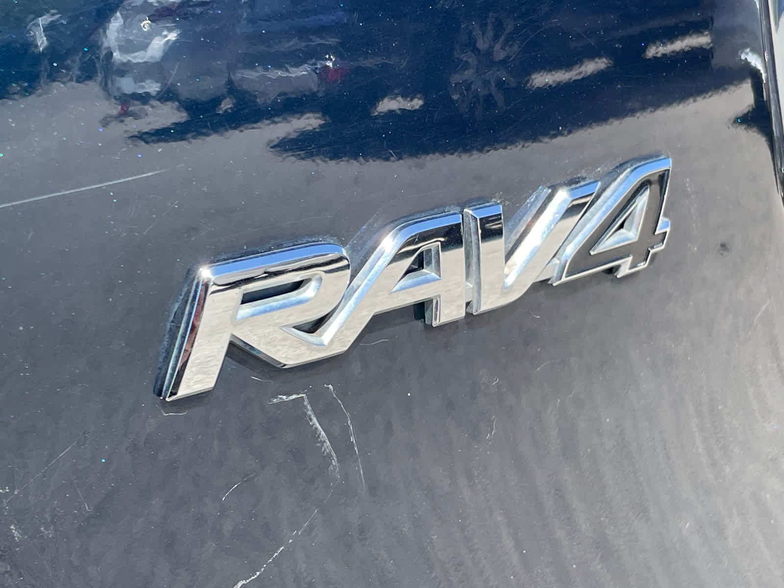 2018 Toyota RAV4 LE 17