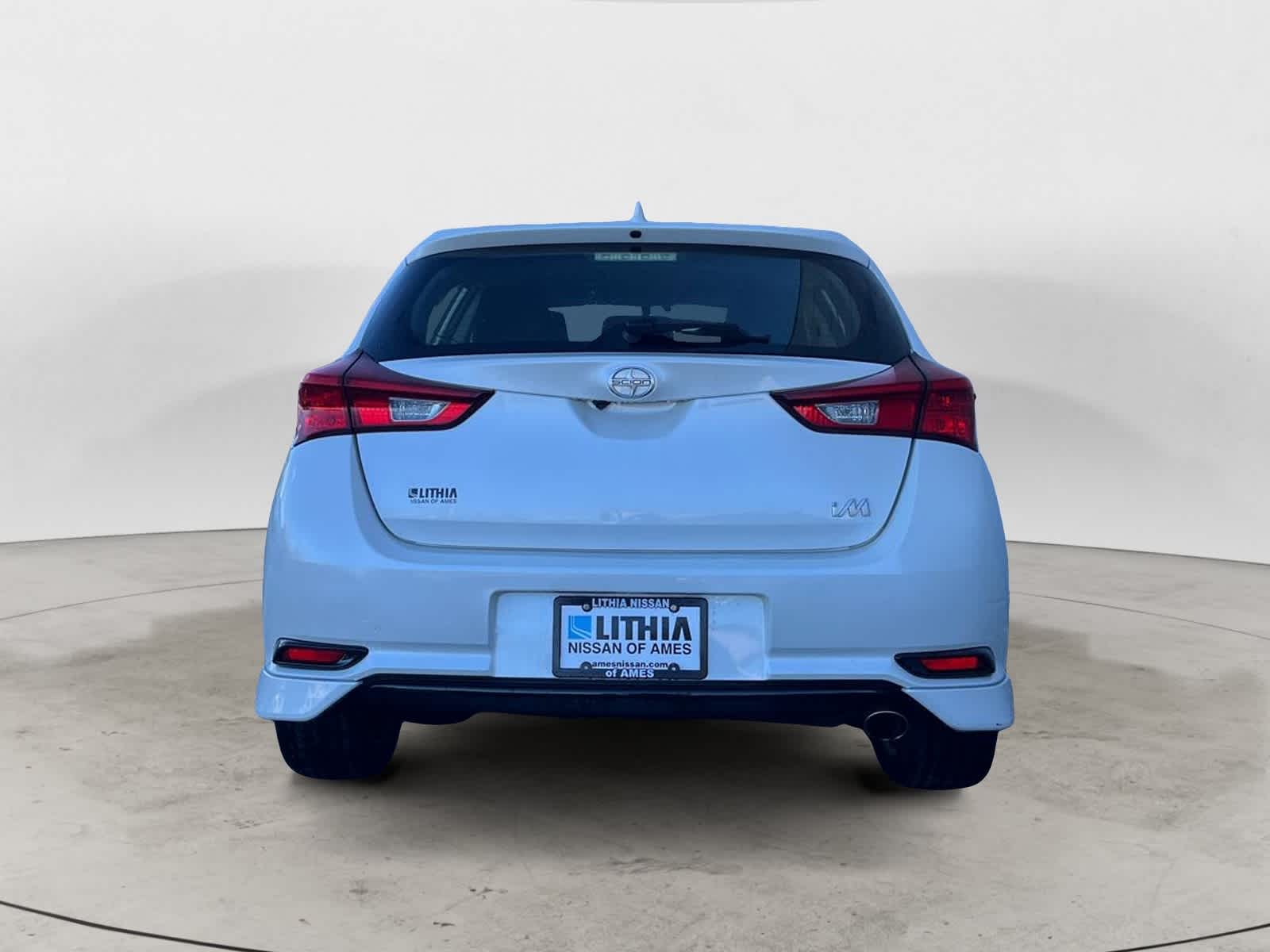 2016 Scion iM  6