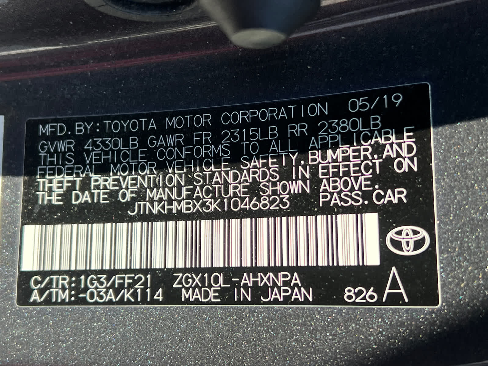 2019 Toyota C-HR XLE 19