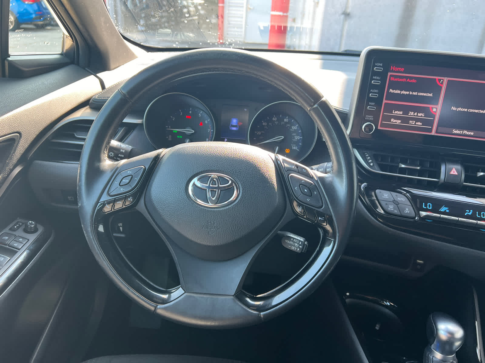 2019 Toyota C-HR XLE 13