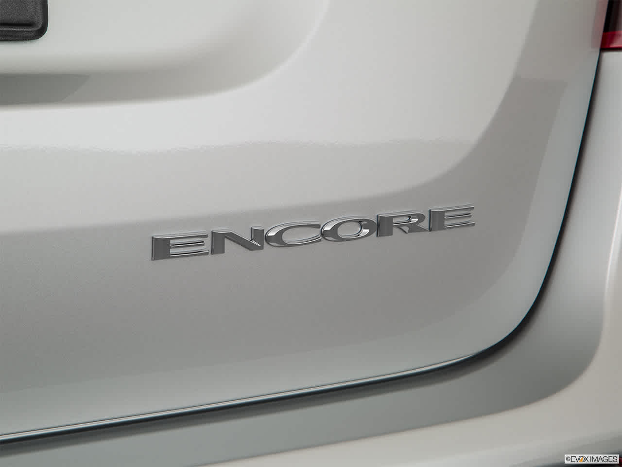 2020 Buick Encore Preferred 8