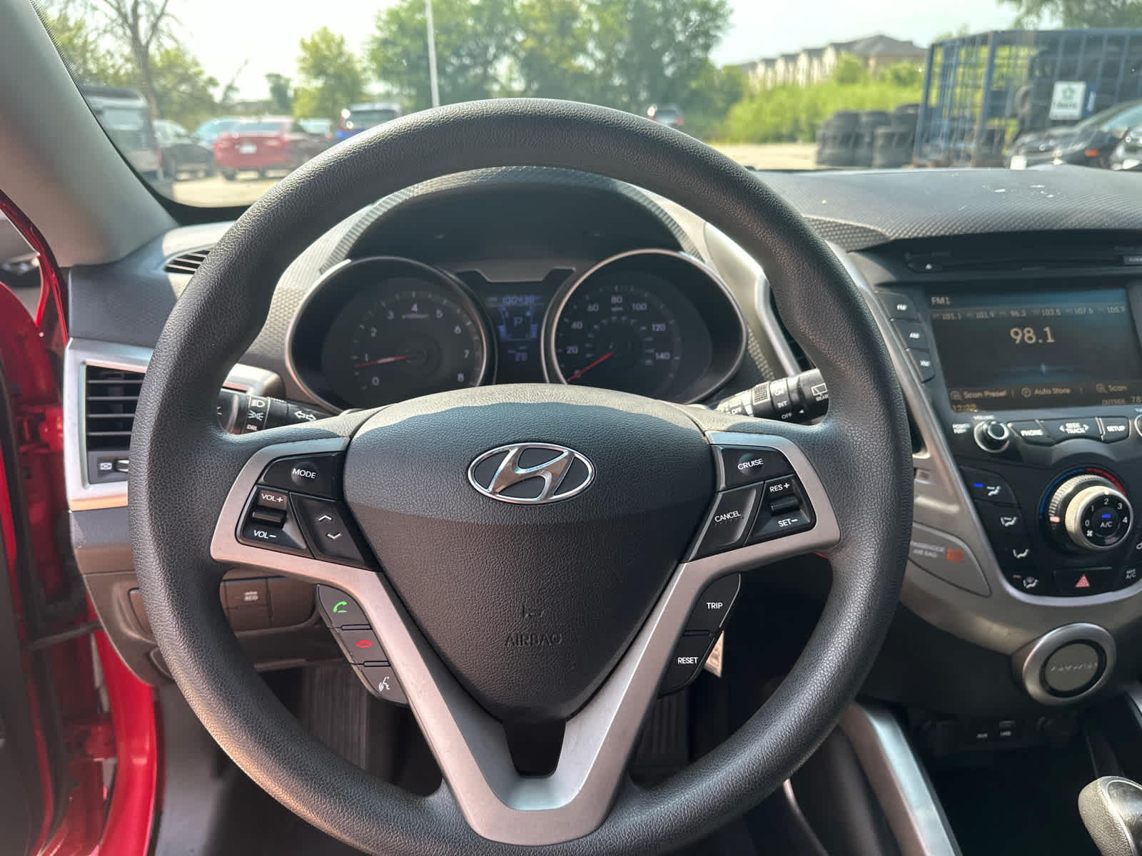 2016 Hyundai Veloster  8