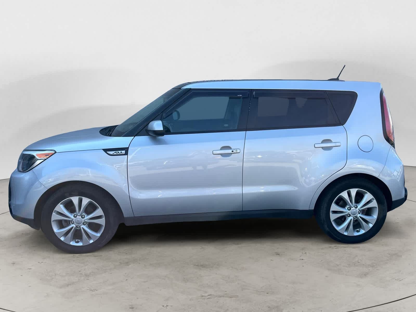 2016 Kia Soul + 3