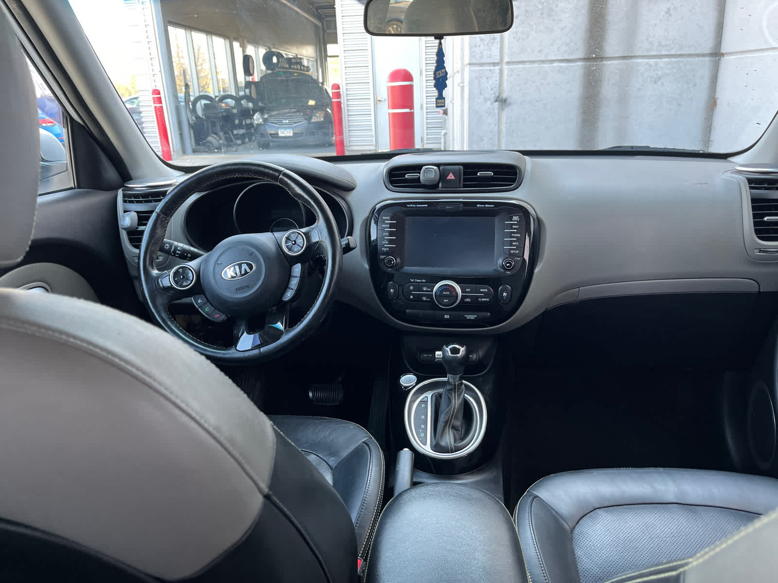 2016 Kia Soul + 10