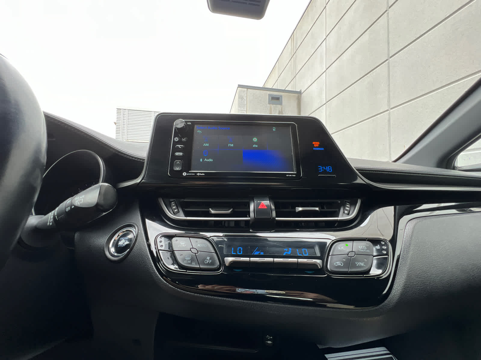2018 Toyota C-HR XLE Premium 21