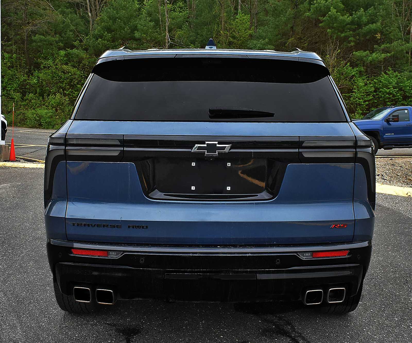 View vehicle photo 7