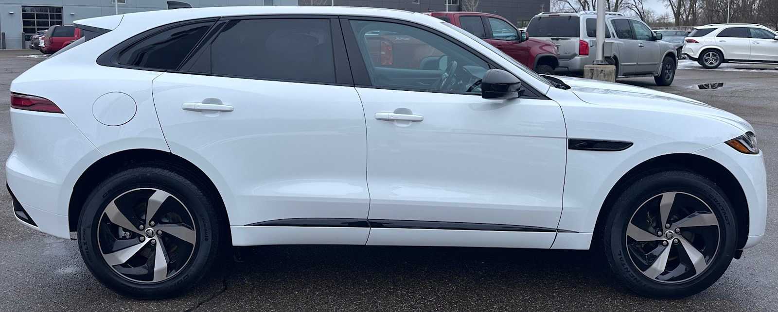 White 2025 Jaguar F-PACE P250 R-Dynamic S AWD SUV / Crossover All-Wheel Drive Automatic