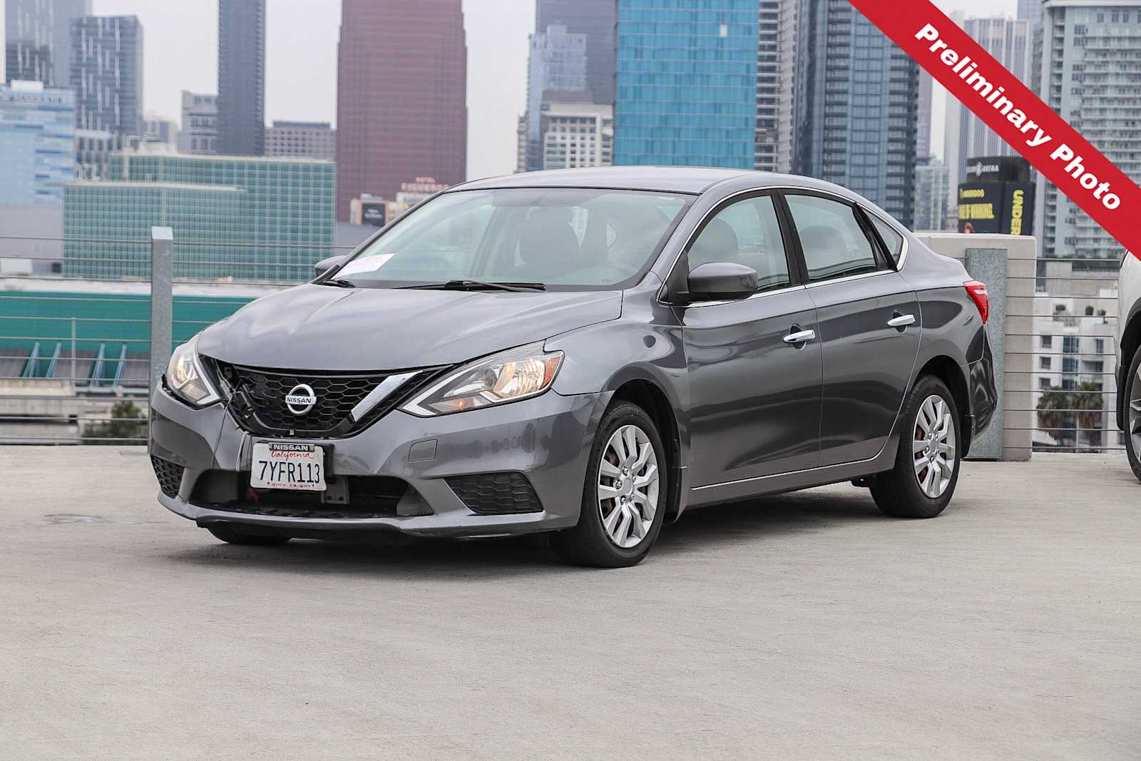 Gray (Gun Metallic) 2016 Nissan Sentra Sedan Front-Wheel Drive Automatic