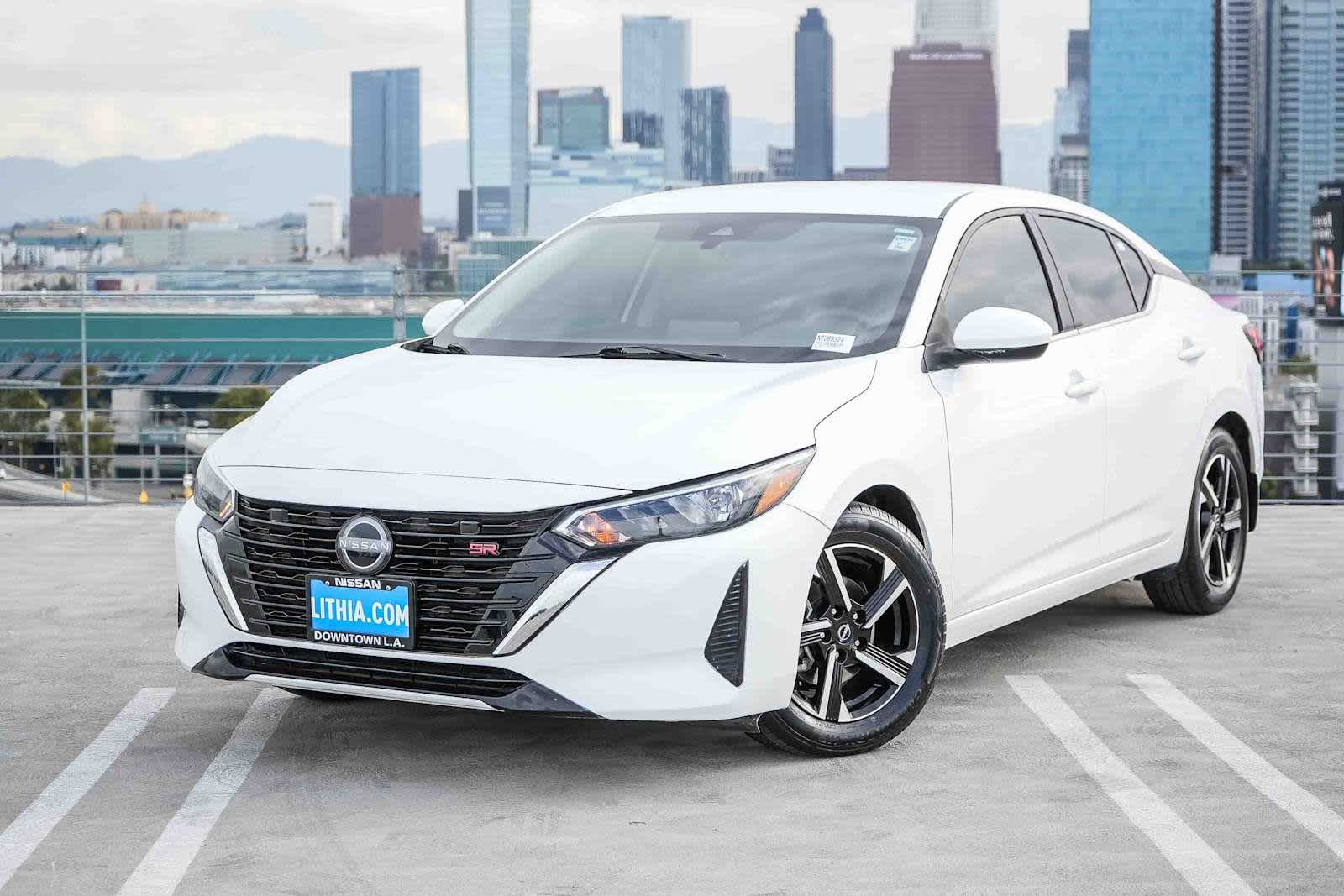 White (Fresh Powder) 2025 Nissan Sentra SV FWD Sedan Front-Wheel Drive Continuously Variable Transmission