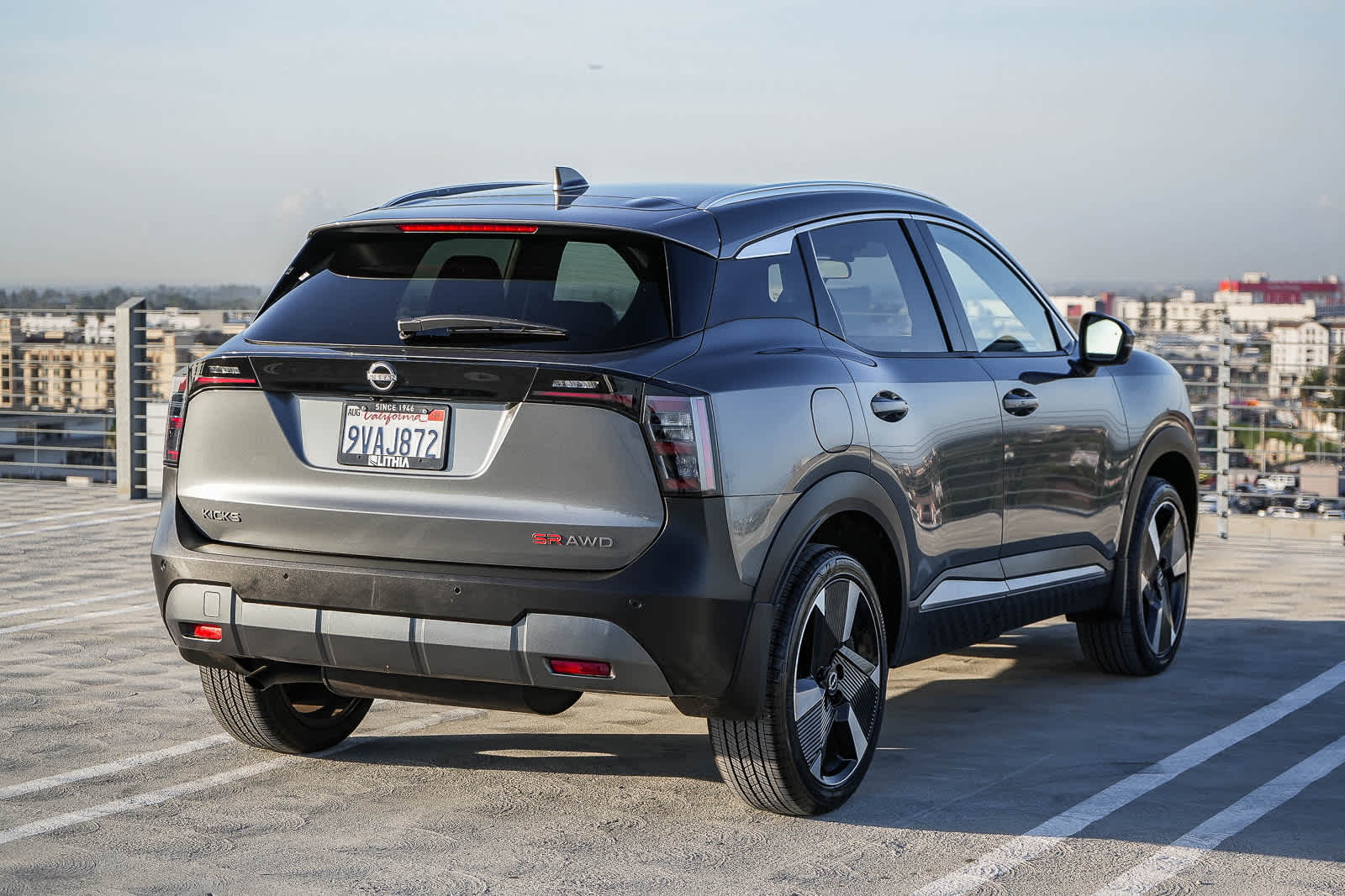 View vehicle photo 6