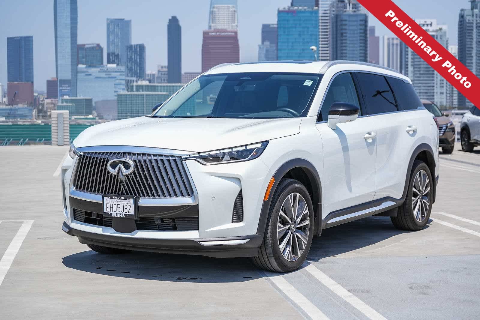 Radiant White 2026 INFINITI QX60 Luxe AWD SUV / Crossover All-Wheel Drive 9-Speed Automatic