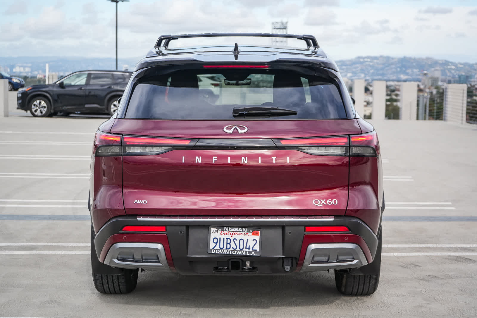 View vehicle photo 7