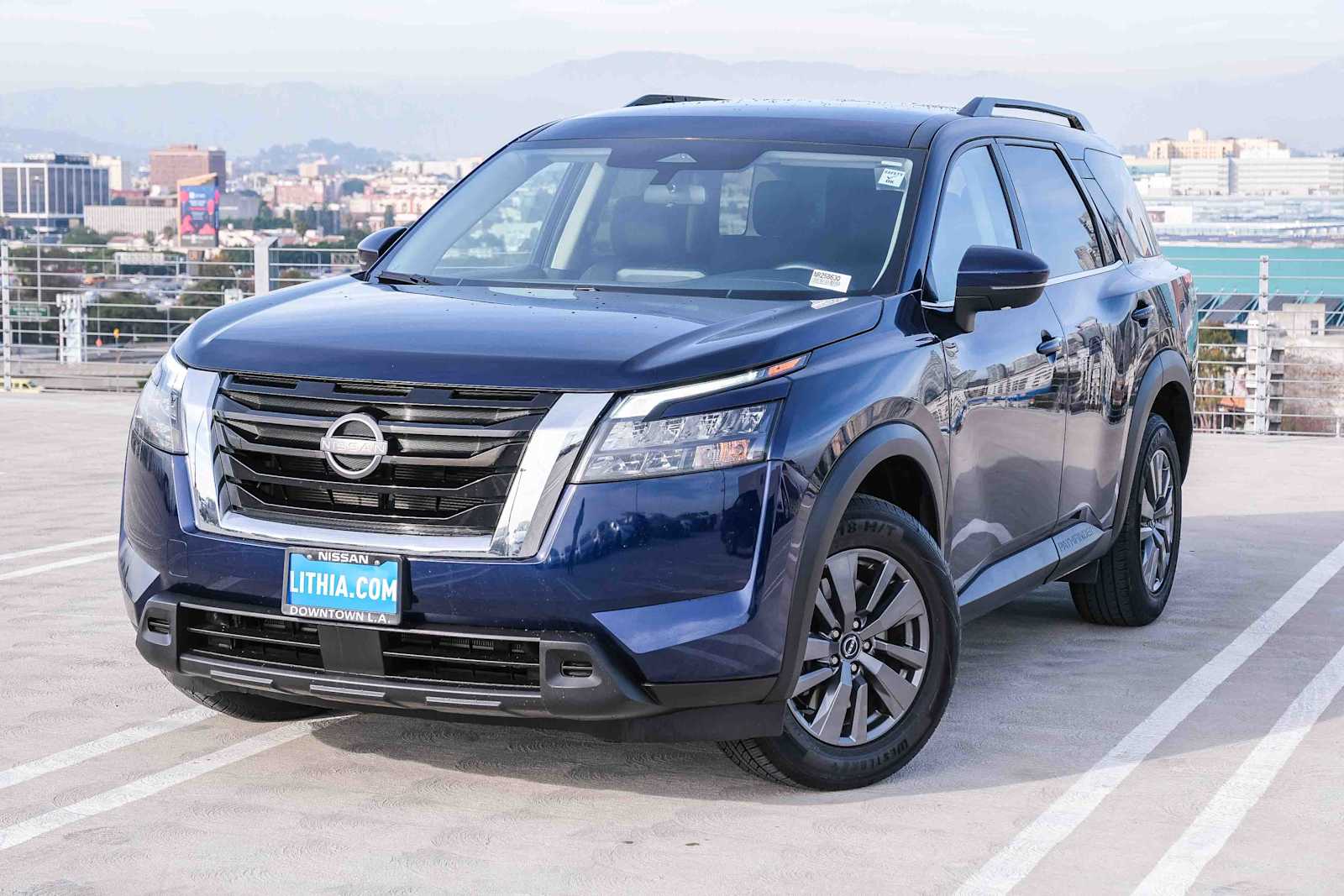2024 Nissan Pathfinder SV FWD