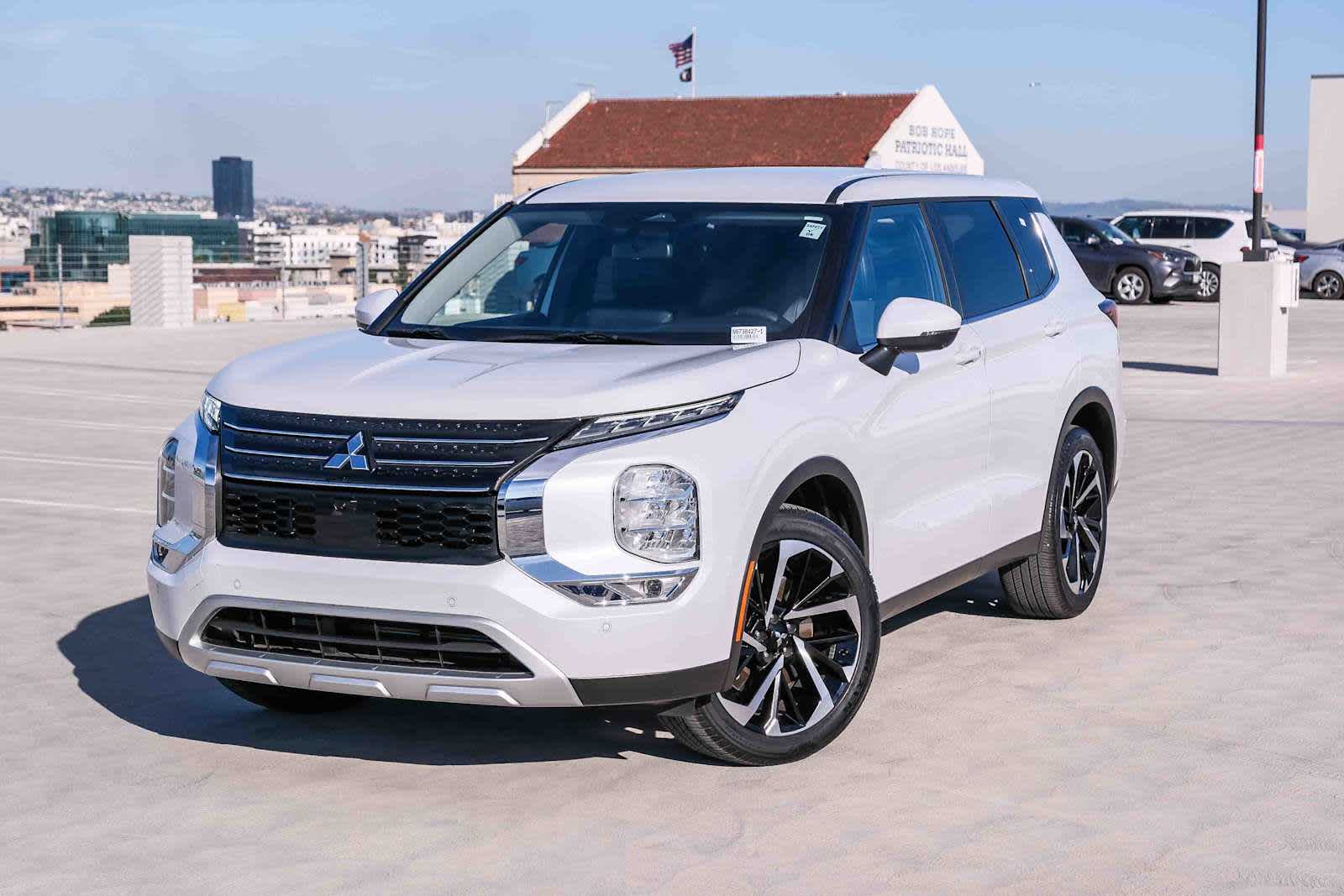 2024 Mitsubishi Outlander SE FWD