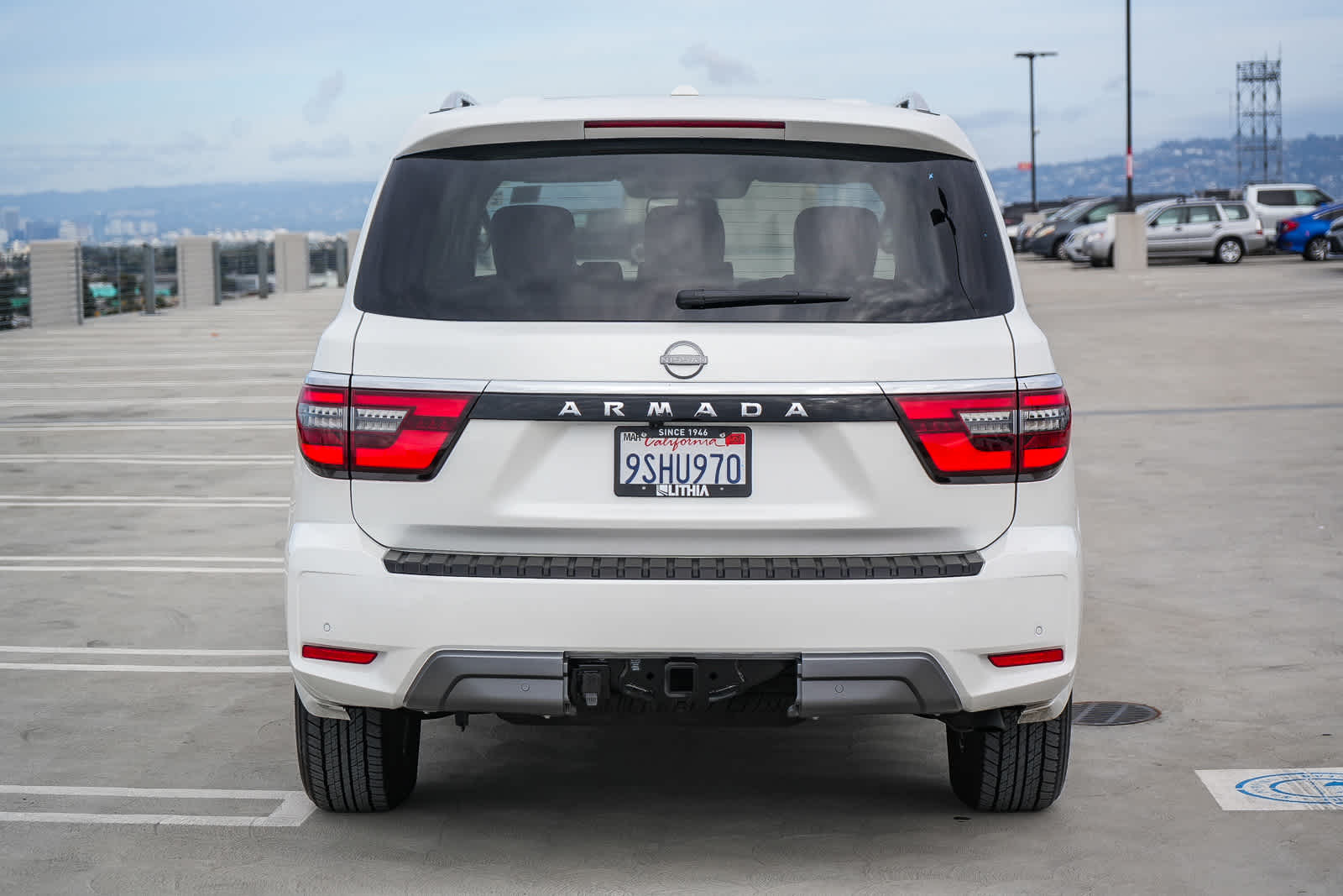 View vehicle photo 7