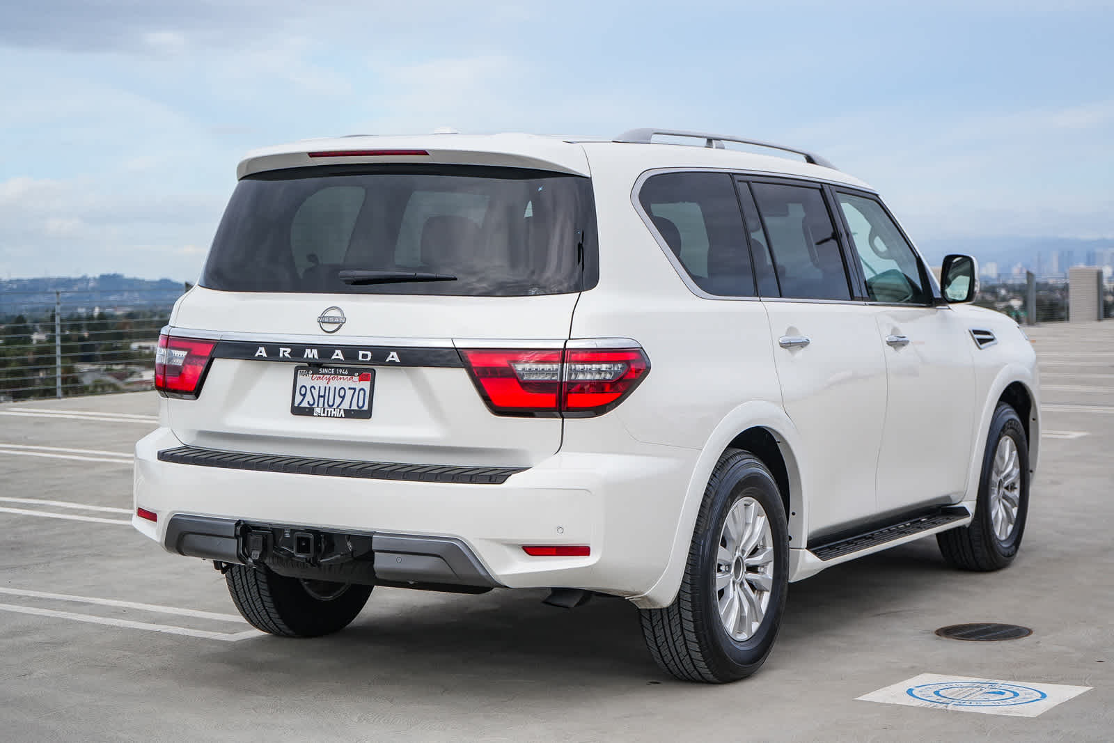 View vehicle photo 6