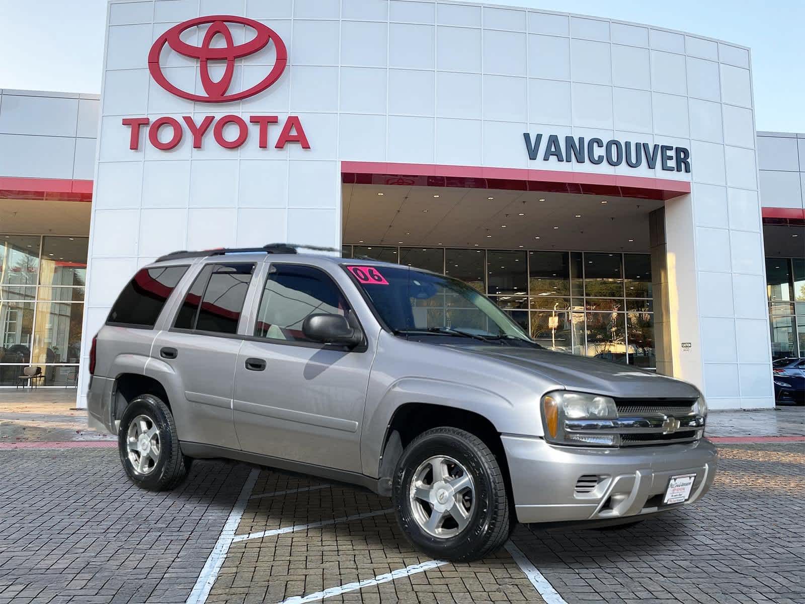 Silverstone Metallic 2006 Chevrolet Trailblazer SUV / Crossover Four-Wheel Drive 4-Speed Automatic