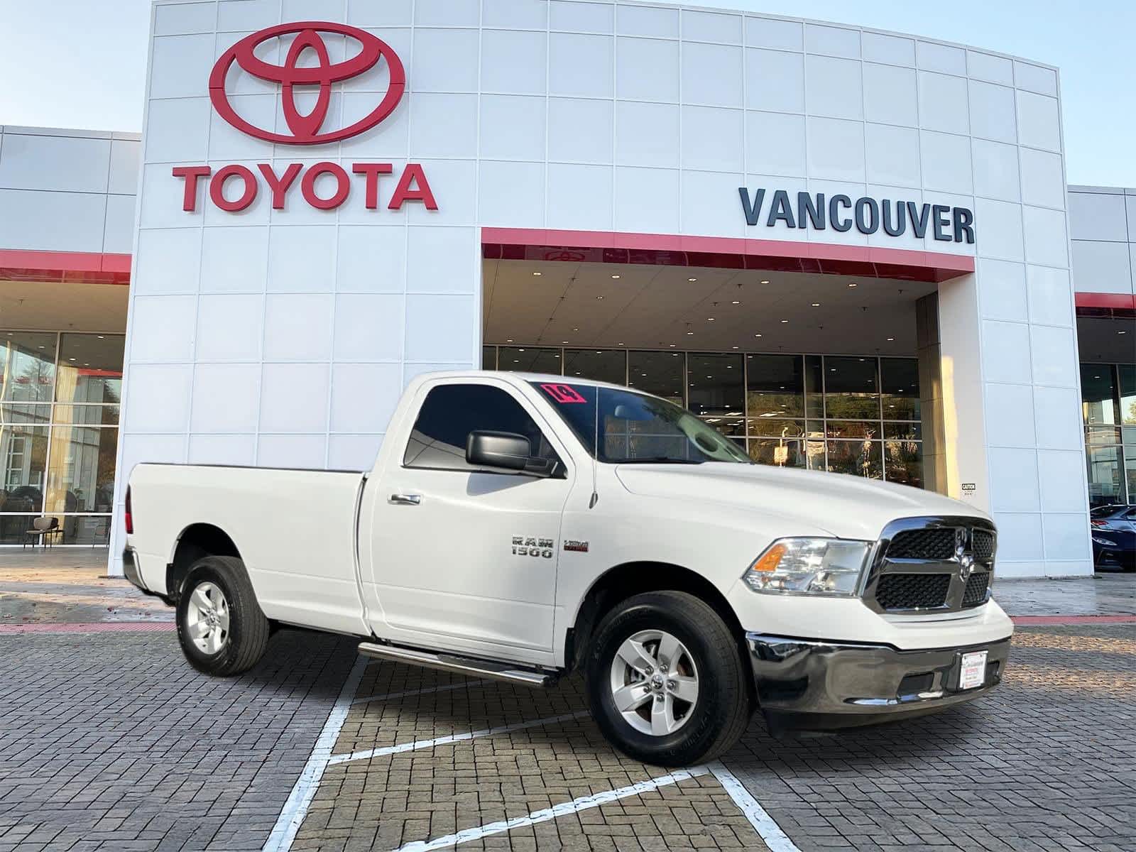 Bright White Clearcoat 2014 RAM 1500 SLT LB 4WD Pickup Truck Four-Wheel Drive 8-Speed Automatic