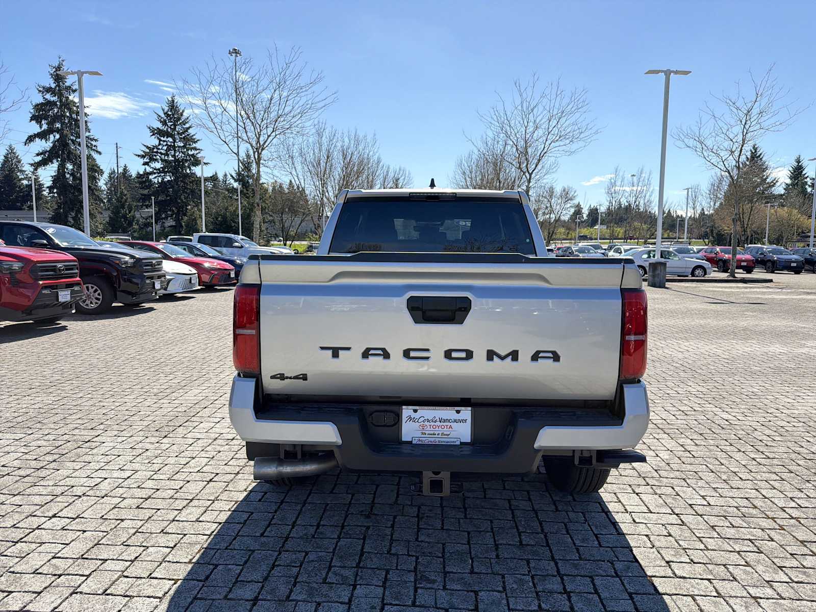 View vehicle photo 5