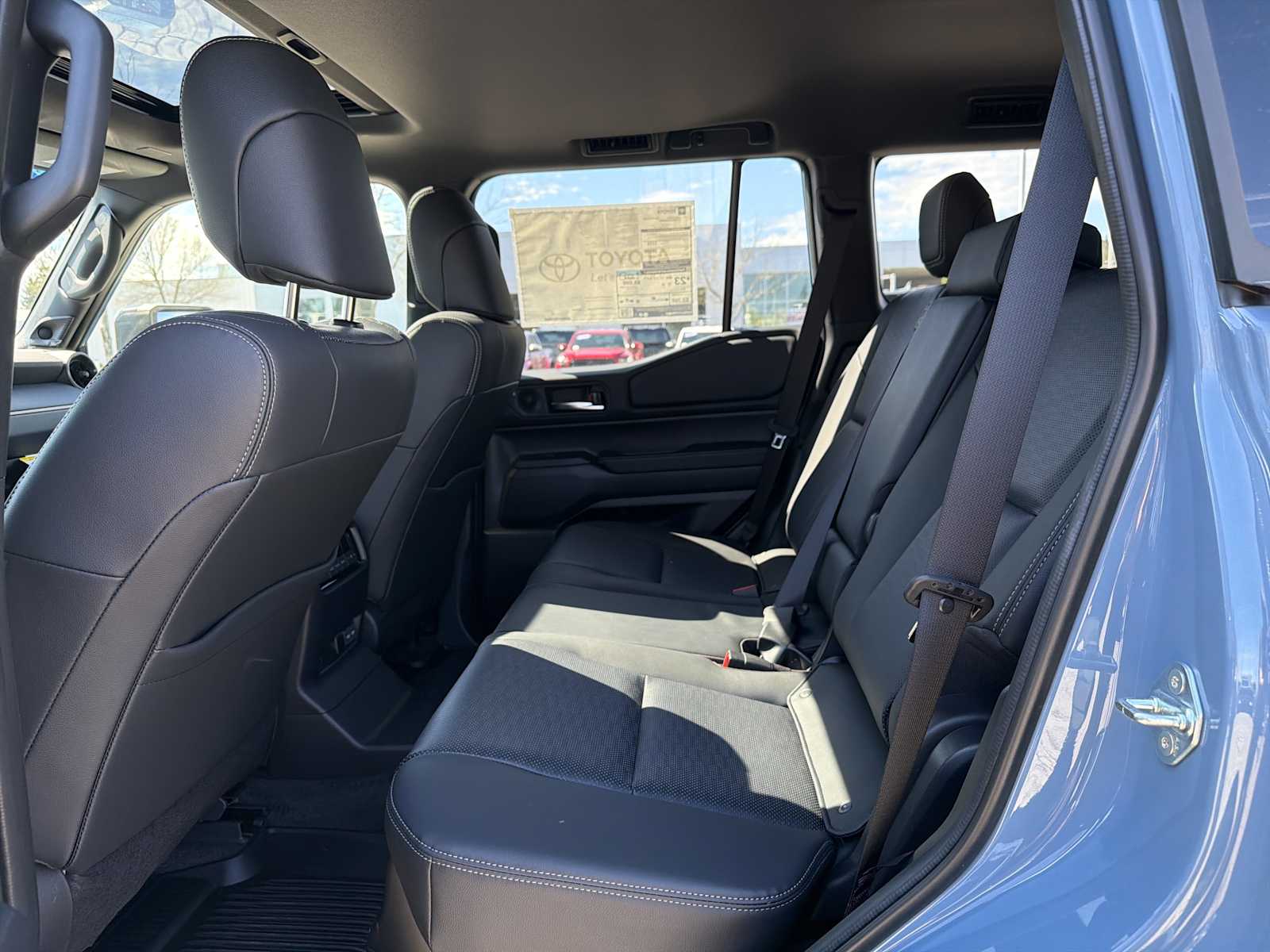 View vehicle photo 5