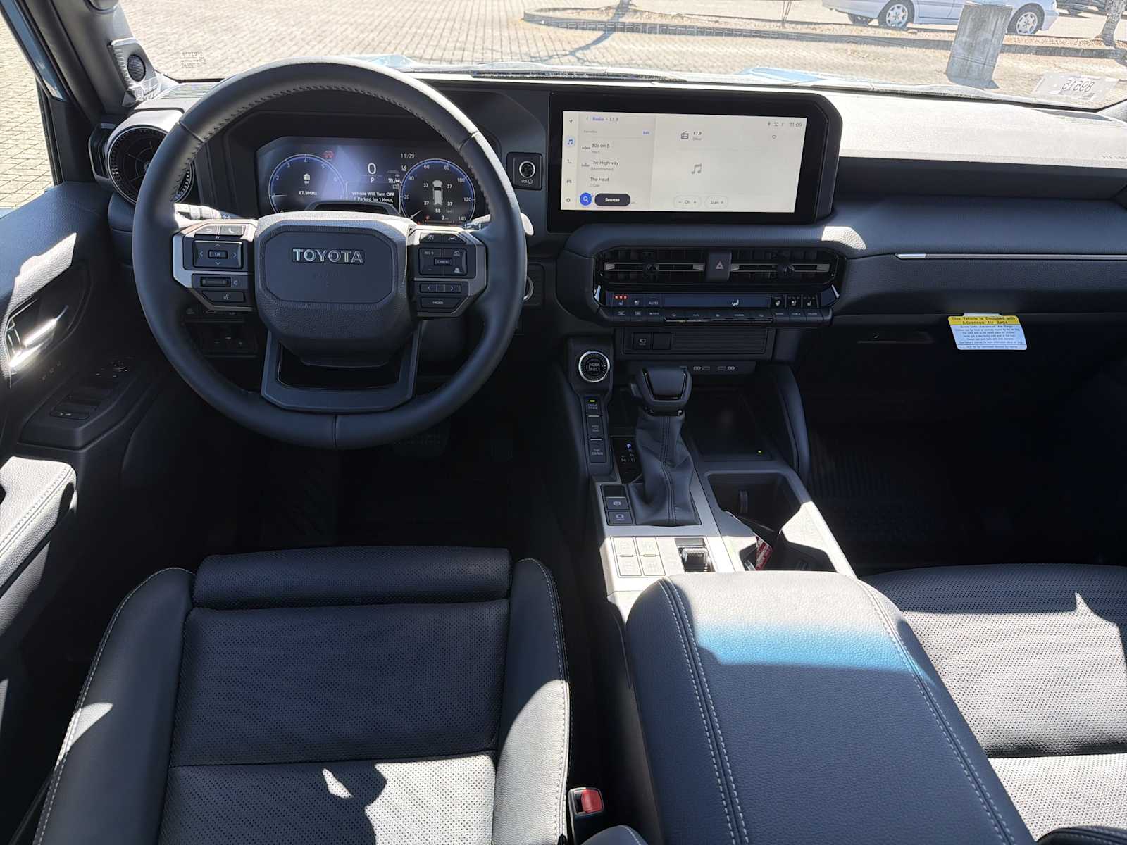 View vehicle photo 6