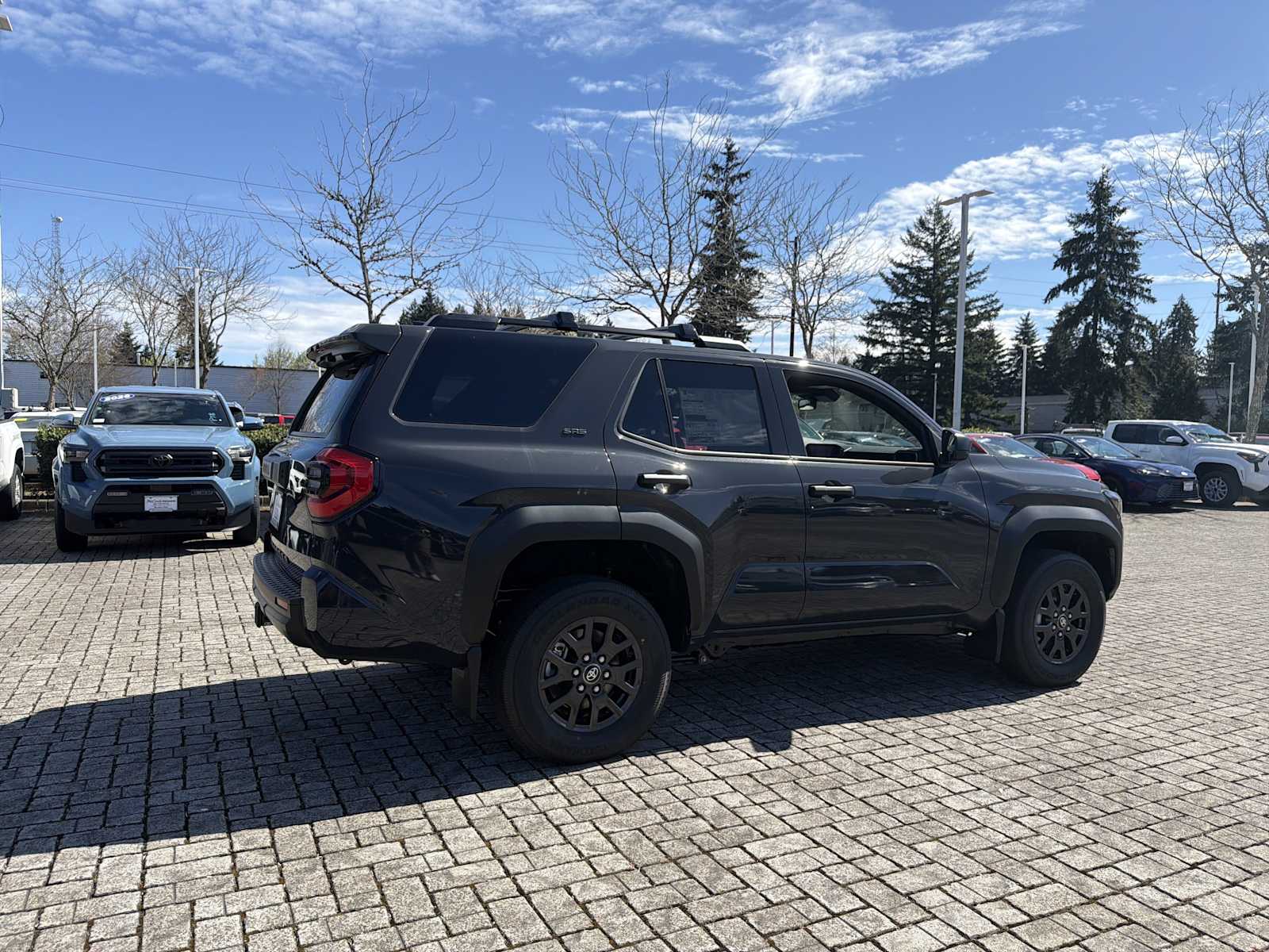 View vehicle photo 5