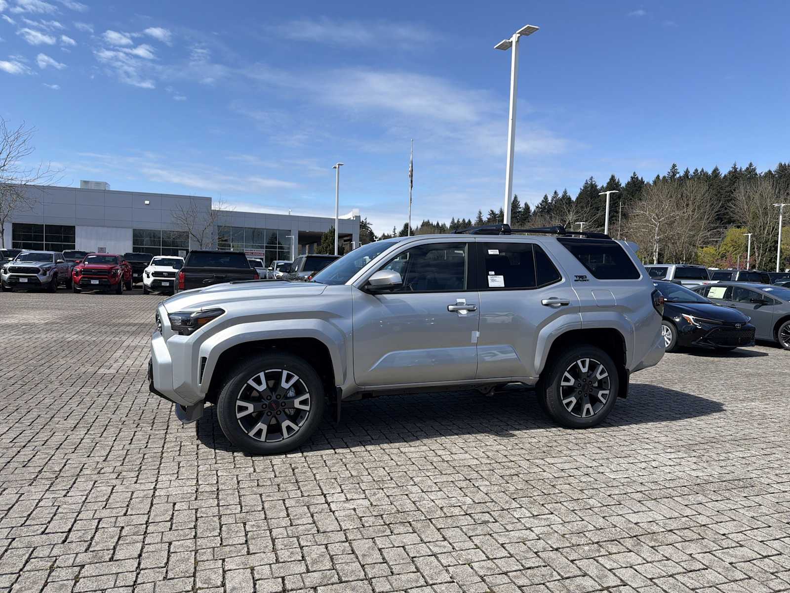 View vehicle photo 3