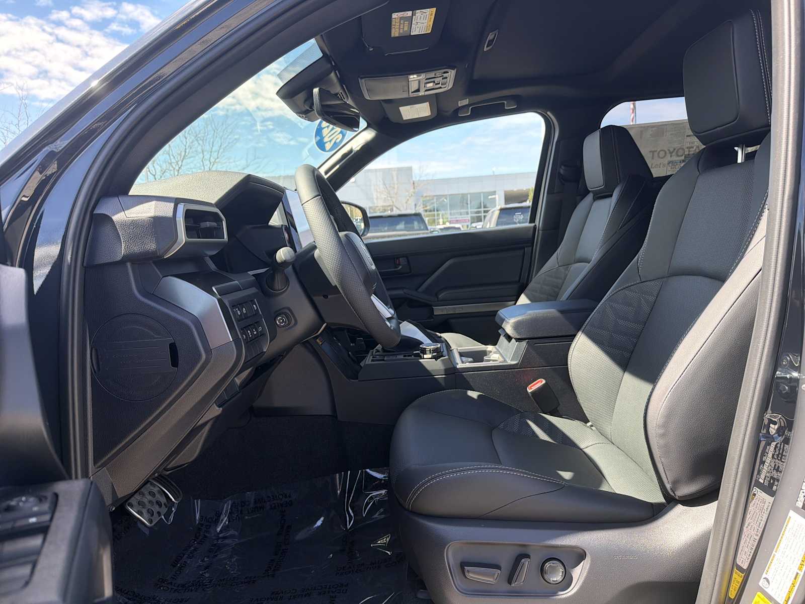 View vehicle photo 5