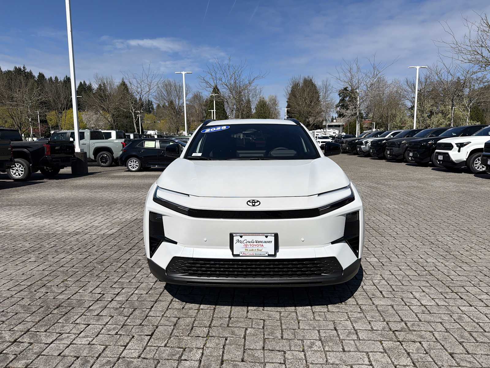 View vehicle photo 2