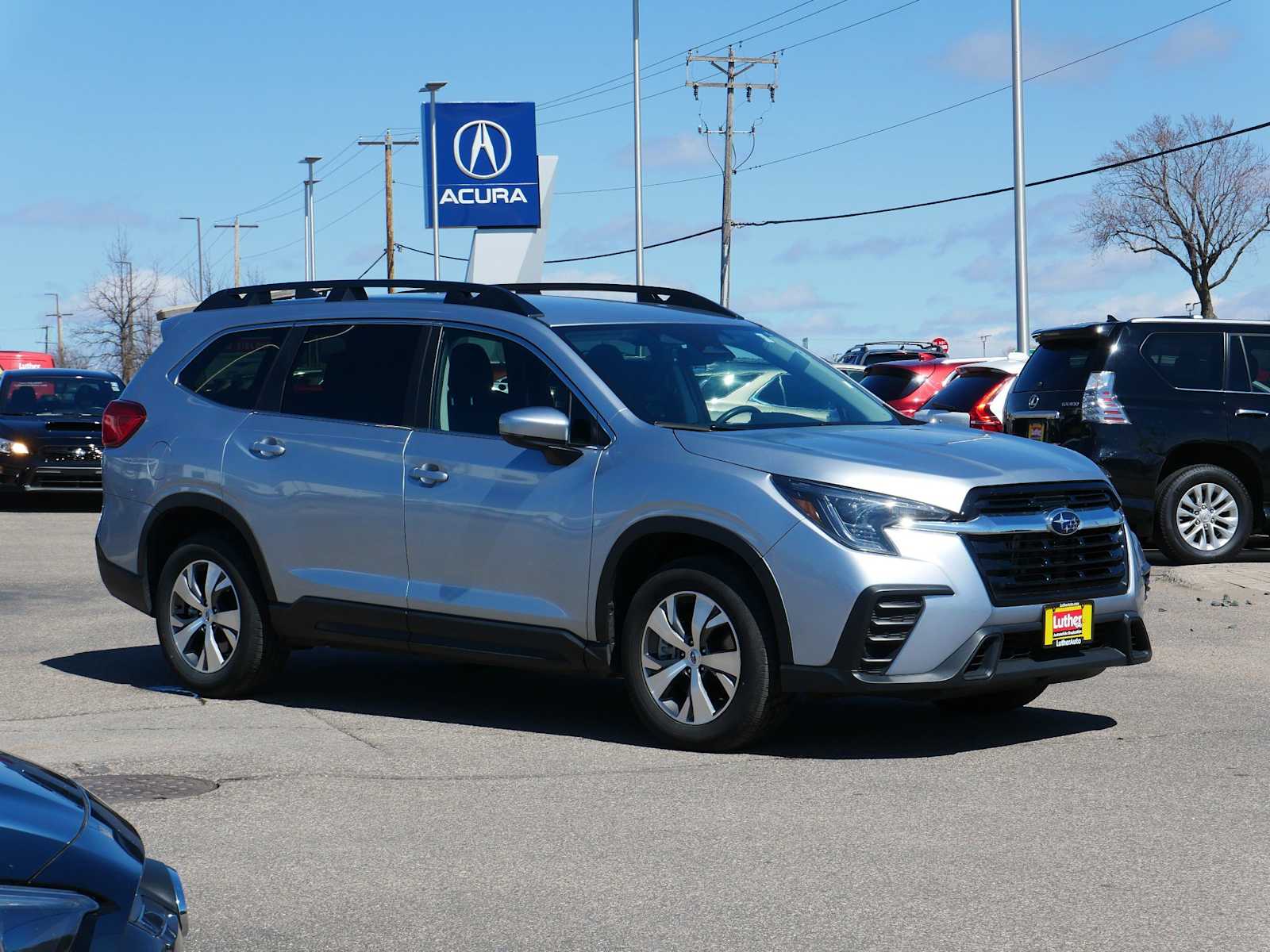 Ice Silver Metallic 2024 Subaru Ascent Premium 7-Passenger AWD SUV / Crossover All-Wheel Drive Continuously Variable Transmission