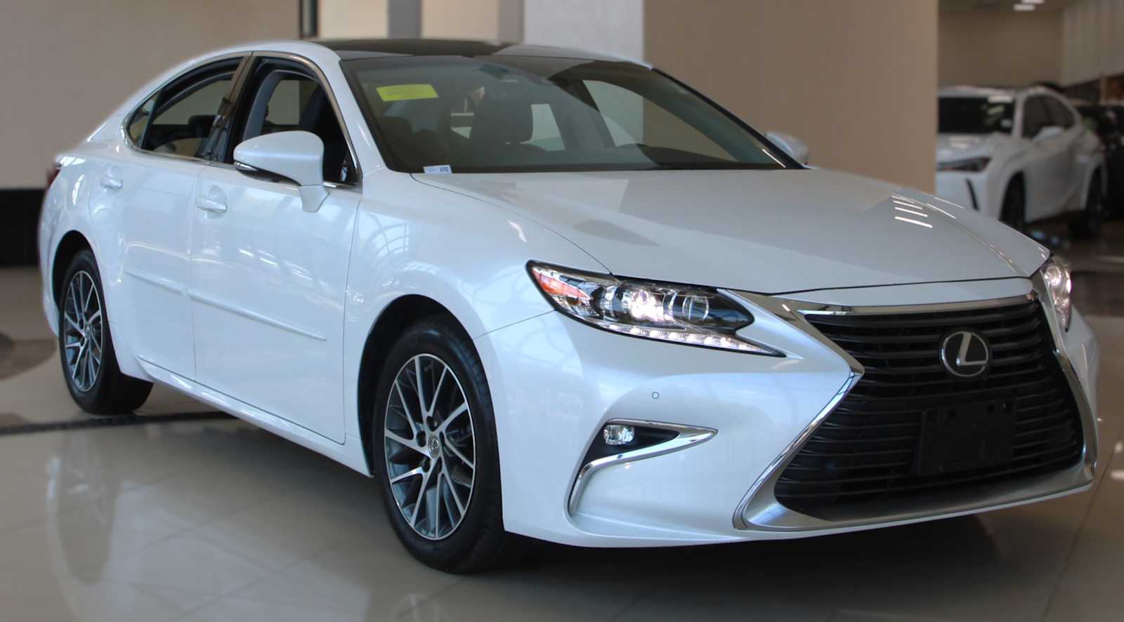 2018 Lexus ES 350 ES 350's photo