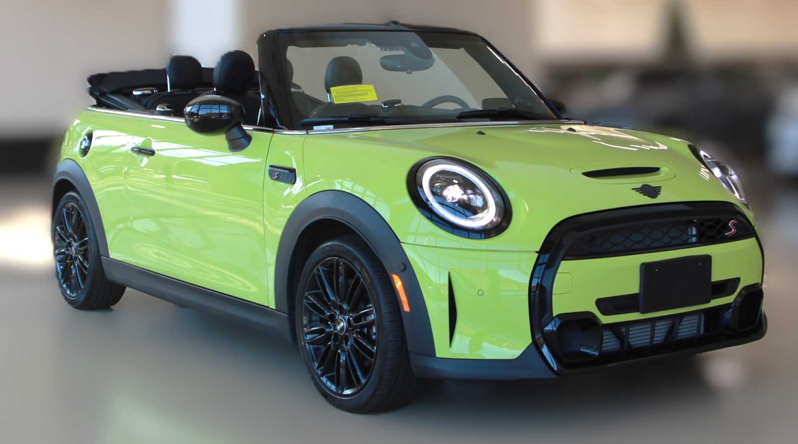 2024 MINI Convertible S's photo