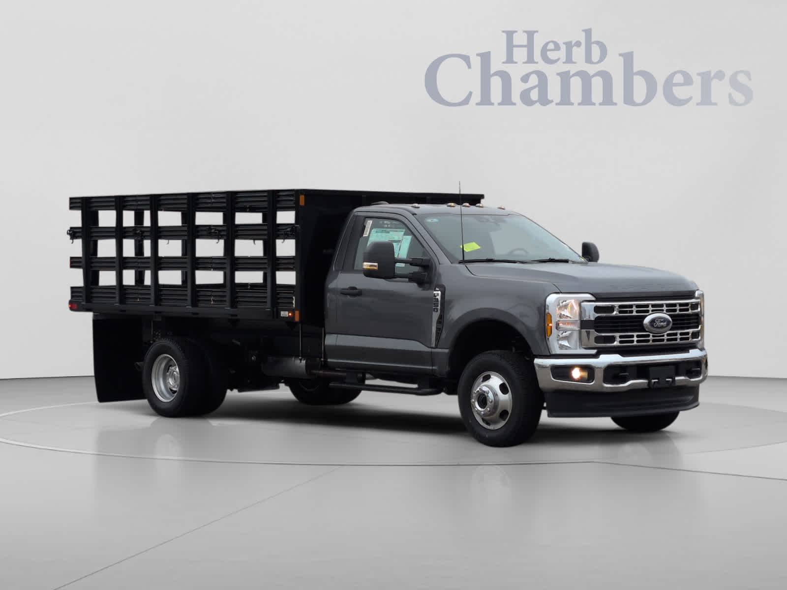 2026 Ford F-350 Super Duty Chassis Cab XL