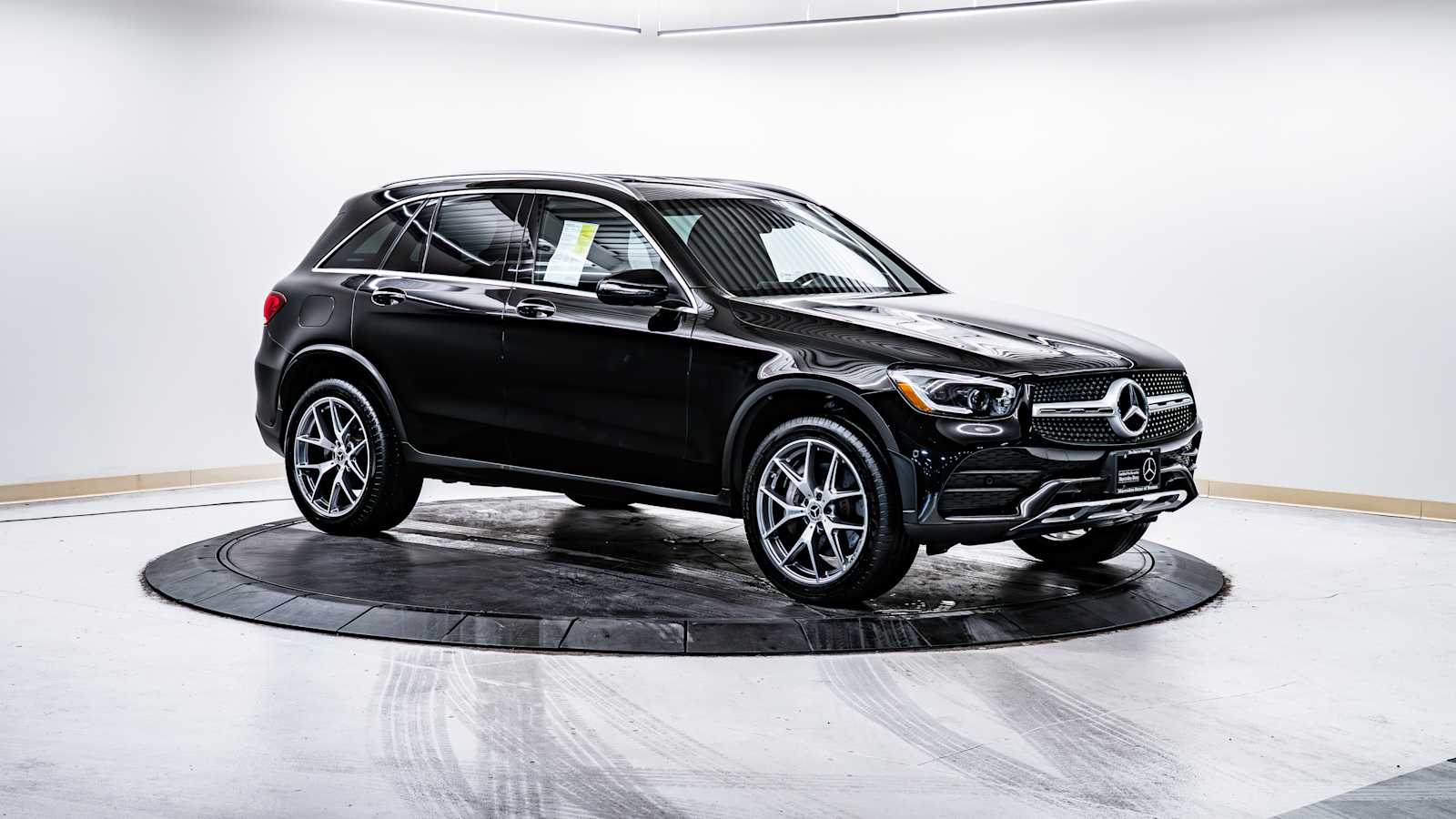 2022 Mercedes-Benz GLC 300