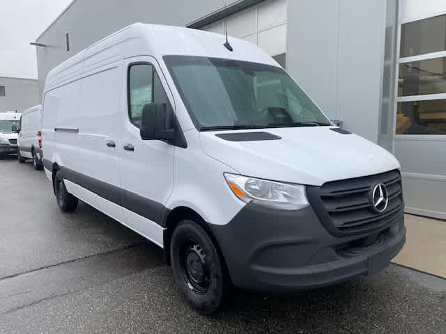 Arctic White 2026 Mercedes-Benz Sprinter Cargo 2500 170 High Roof RWD Van Rear-Wheel Drive Automatic