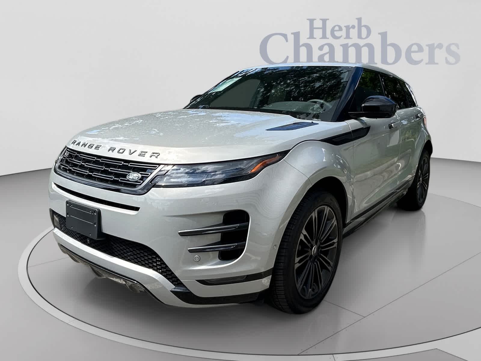 2026 Land Rover Range Rover Evoque