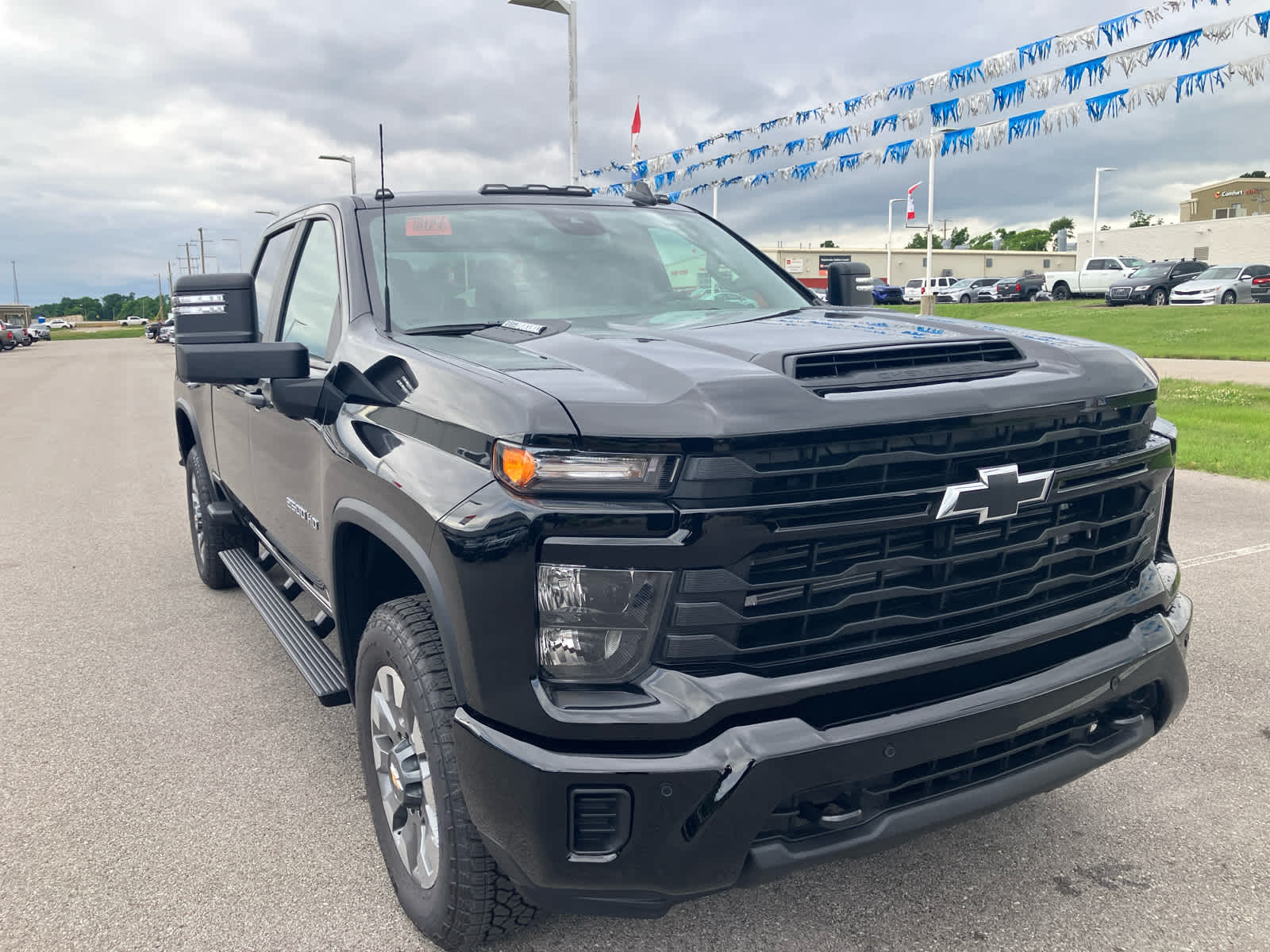 Black 2026 Chevrolet Silverado 2500HD Custom Crew Cab 4WD Pickup Truck Four-Wheel Drive Automatic