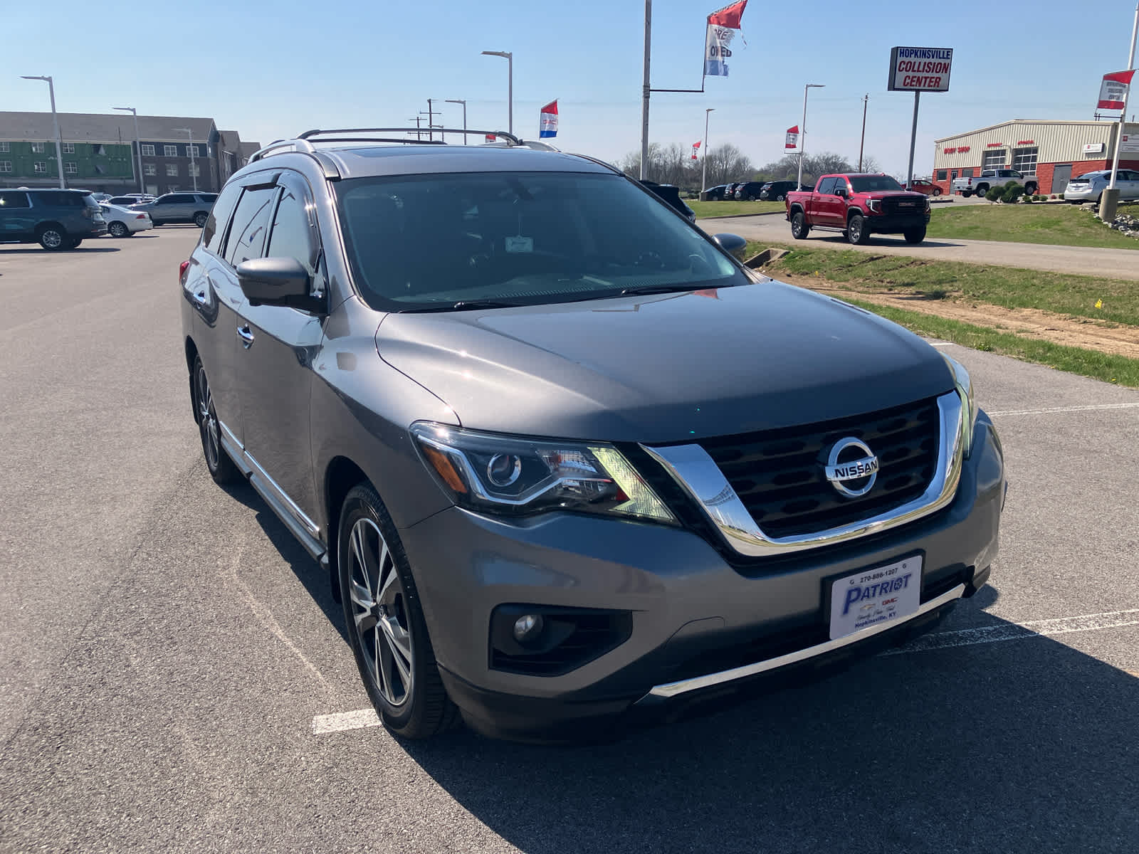 2019 Nissan Pathfinder Platinum FWD