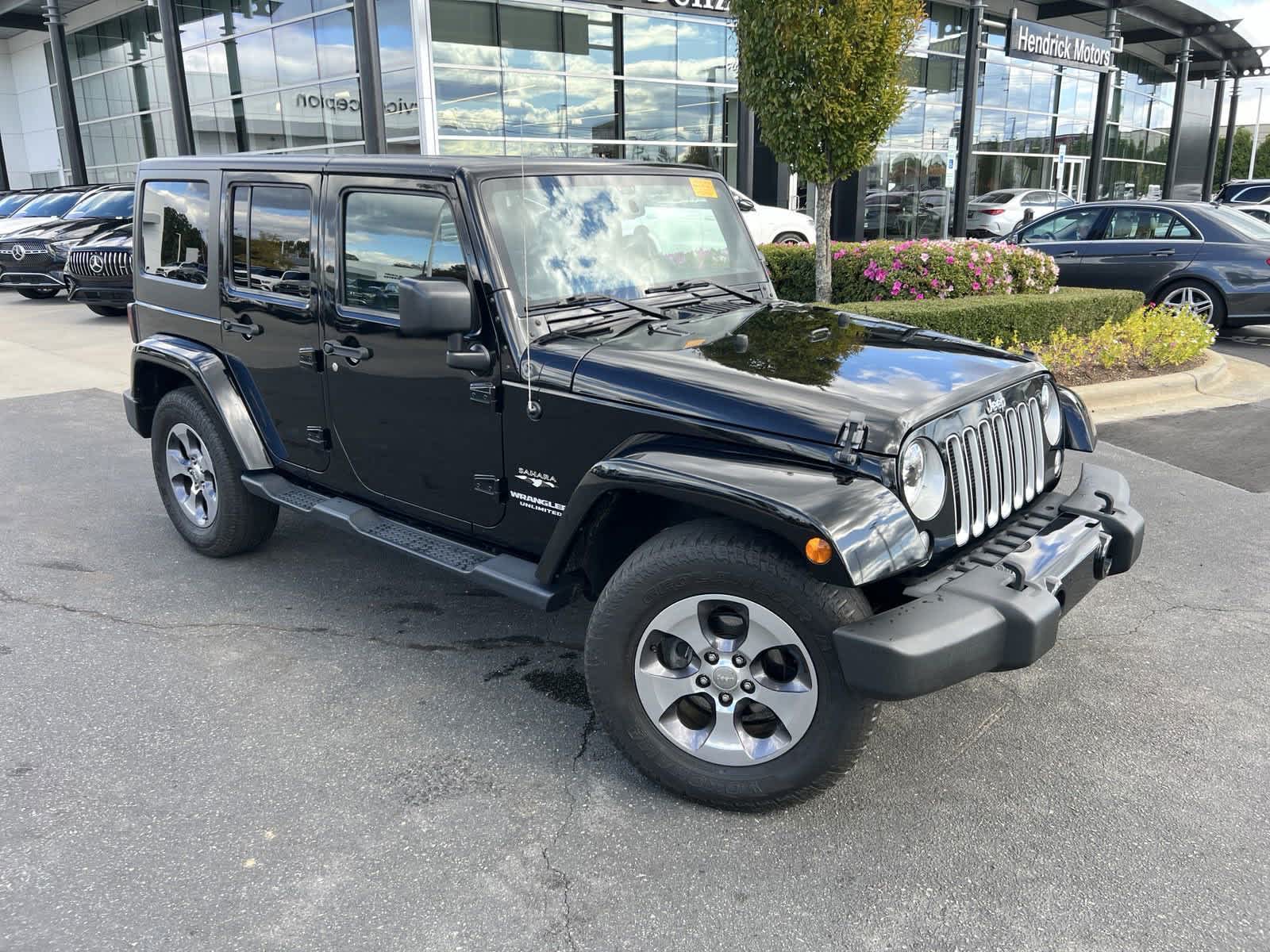 2016 Jeep Wrangler Unlimited Sahara 2