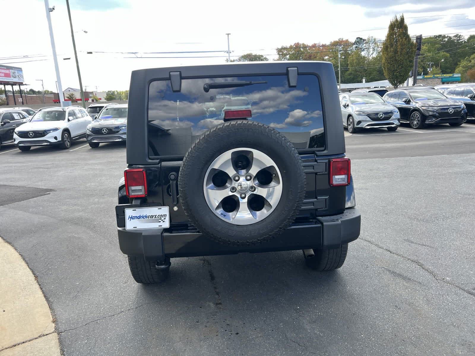 2016 Jeep Wrangler Unlimited Sahara 8