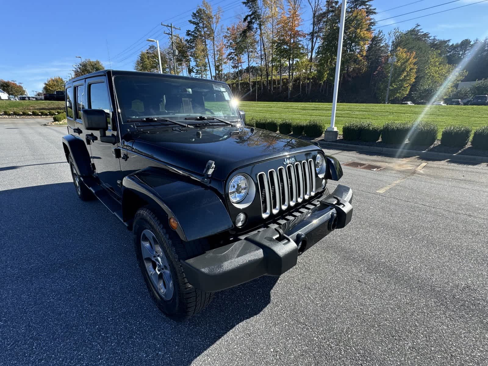 2016 Jeep Wrangler Unlimited Sahara 15