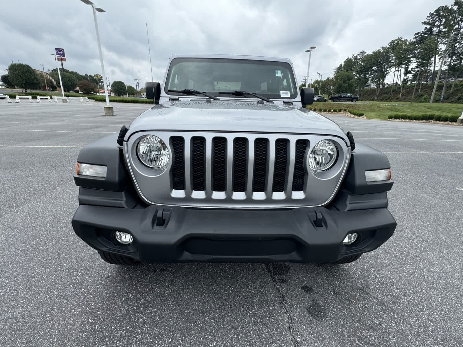 2019 Jeep Wrangler Unlimited Sport S 3