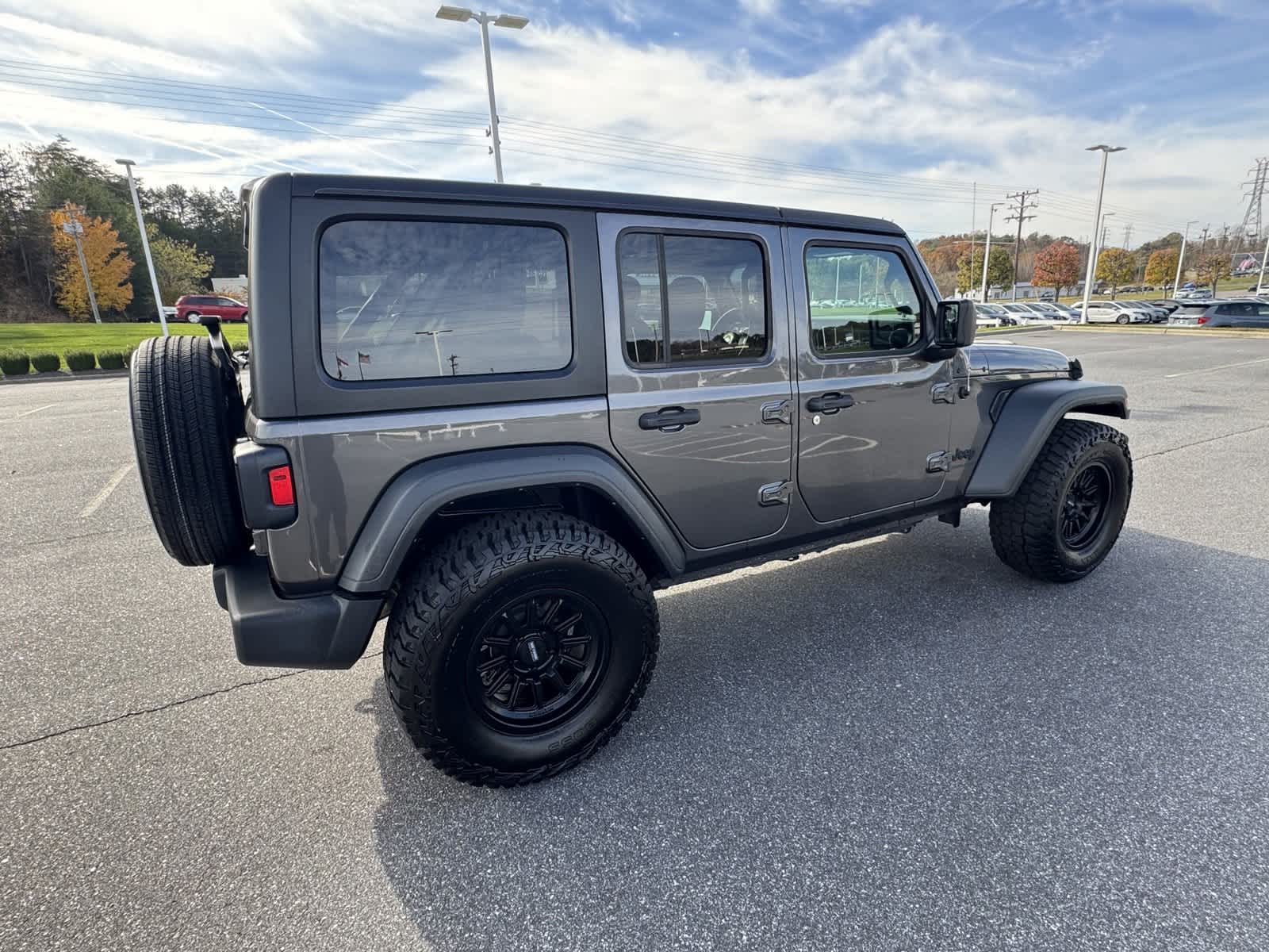 2023 Jeep Wrangler Sport 8