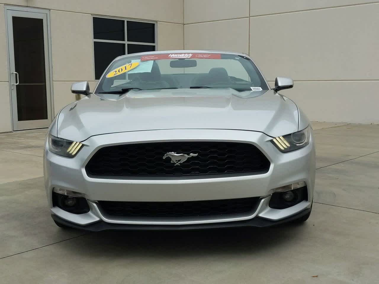 2017 Ford Mustang EcoBoost Premium 3