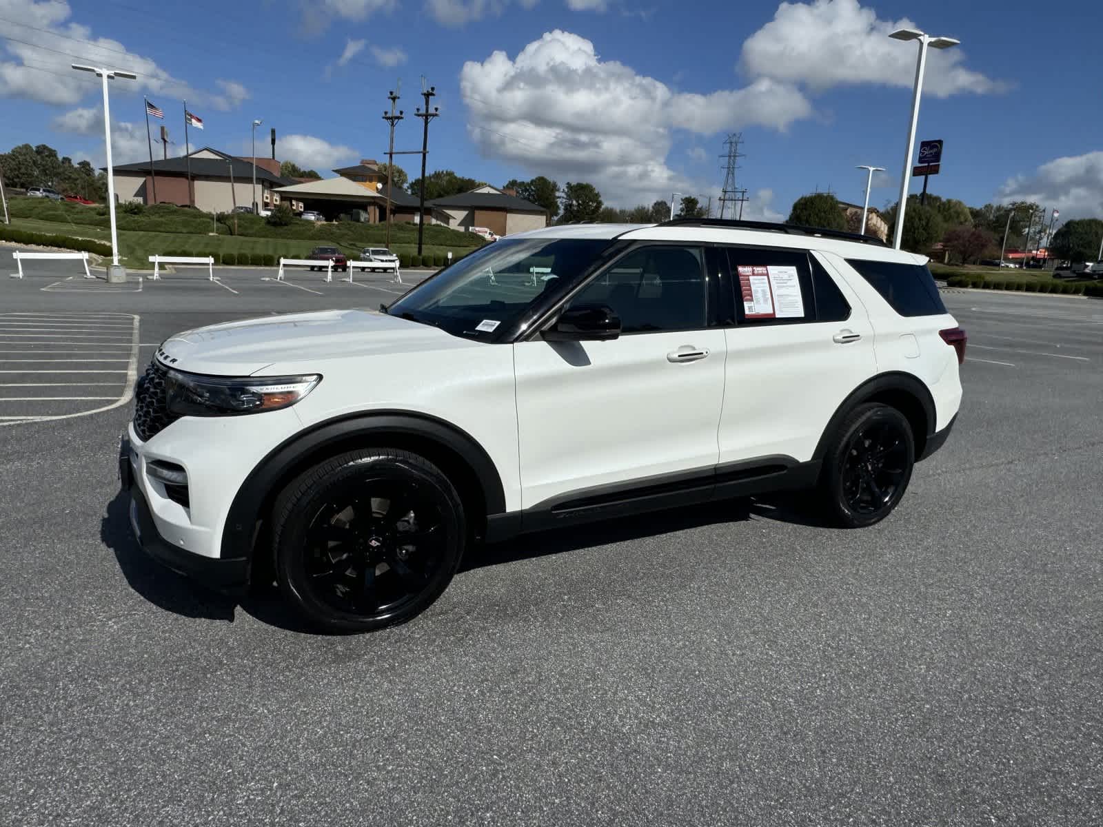 2020 Ford Explorer ST 4