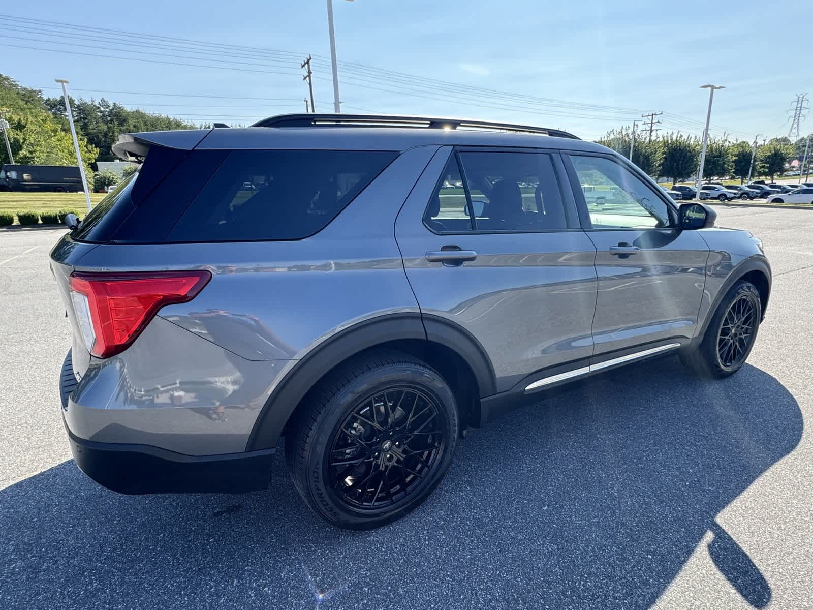 2021 Ford Explorer XLT 8