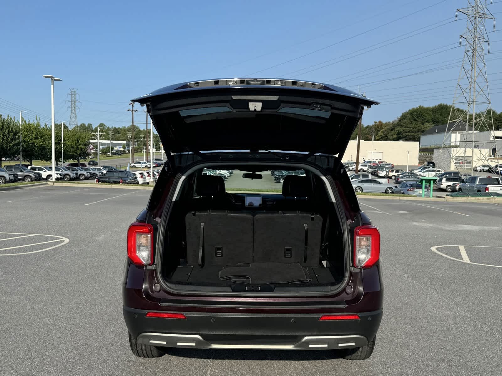 2022 Ford Explorer XLT 32