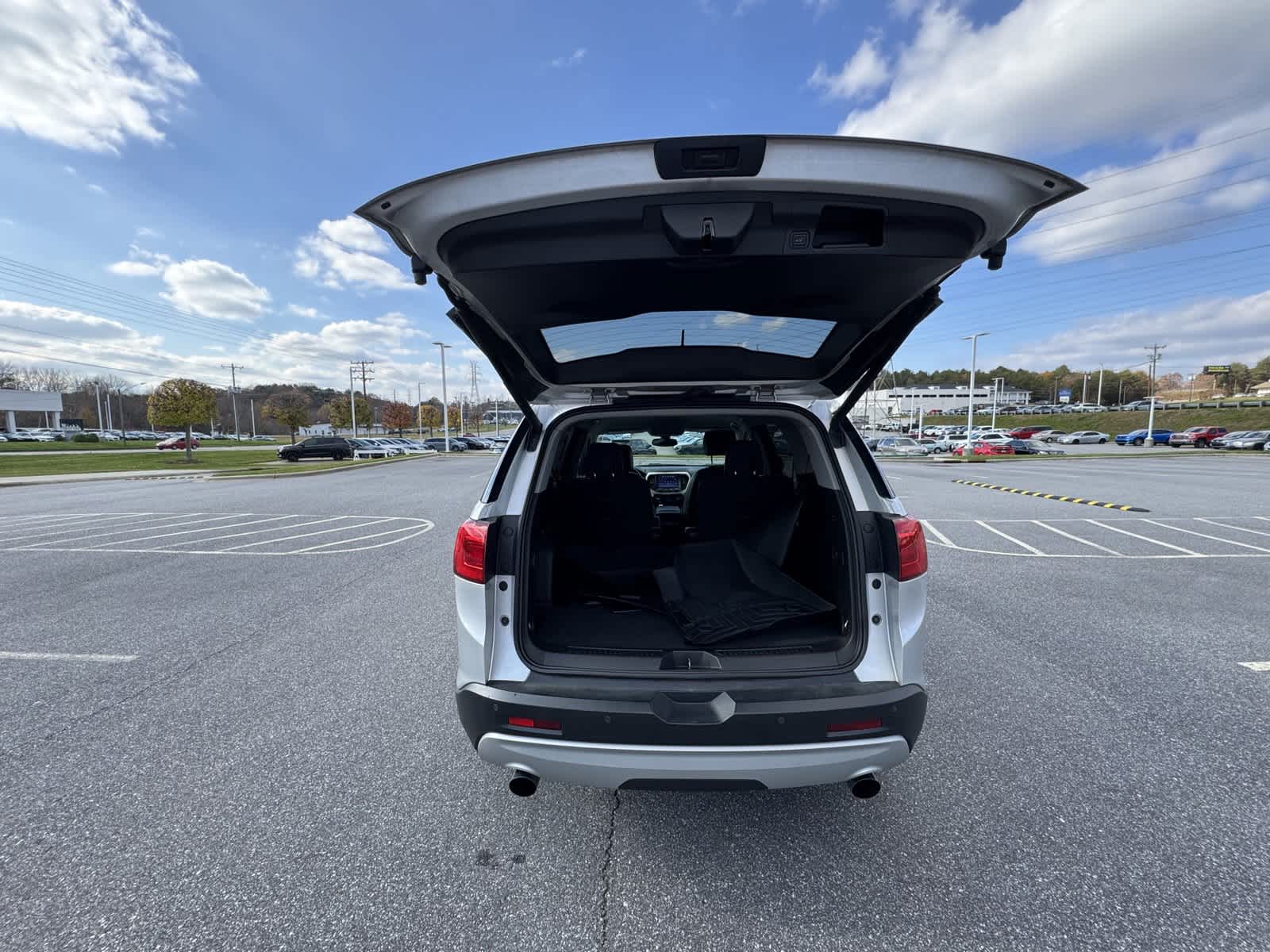 2019 GMC Acadia SLT 32