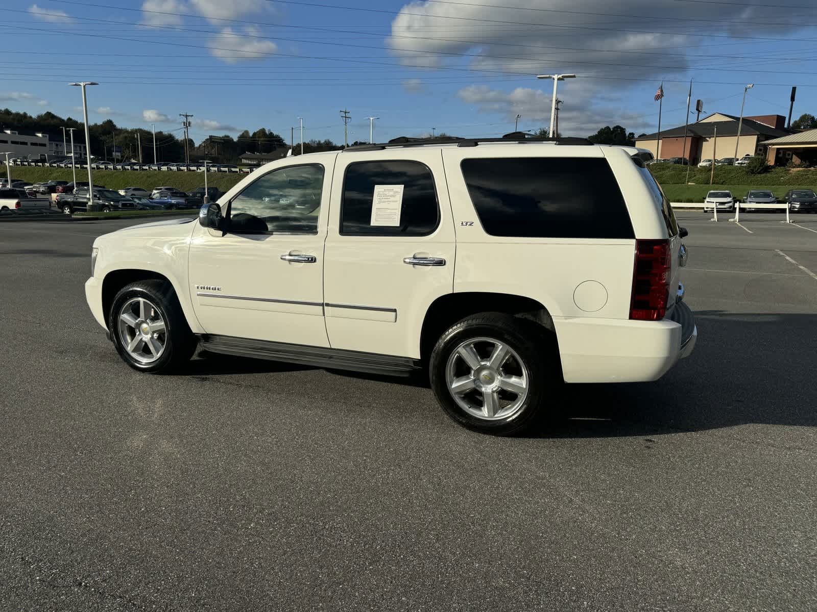 2011 Chevrolet Tahoe LTZ 4